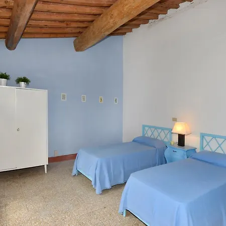 مزرعة للإقامة Tenuta Vallelunga *