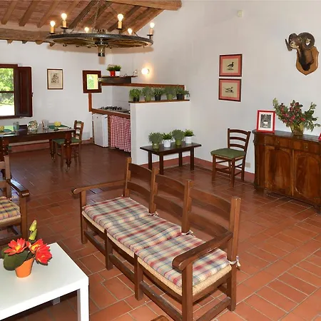 Tenuta Vallelunga مزرعة للإقامة